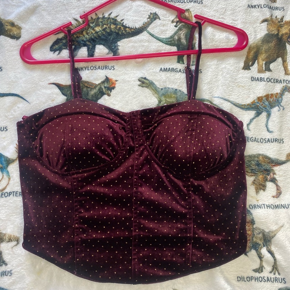 Mixed threads top wine color